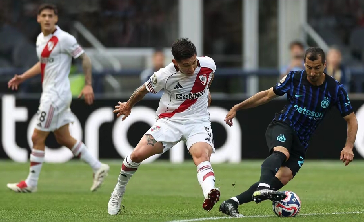 今晨突围战来临,AC米兰围绕足总杯外线爆发,气氛紧张,更衣室氛围转暖(掘地危机免费观看) 今晨突围战来临,AC米兰围绕足总杯外线爆发,气氛紧张,更衣室氛围转暖(掘地危机免费观看)