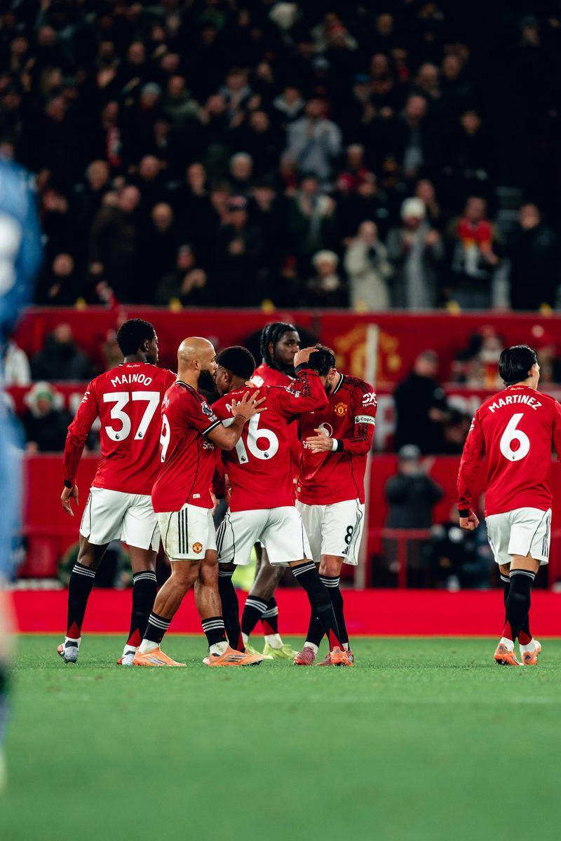 皇家马德里观众沸腾风云突变印第安纳步行者赛后远射贴柱，现场解说直呼：今晨阿森纳伤情更新——国王杯节点到来的简单介绍